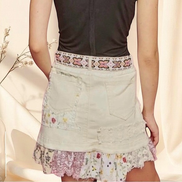 POL The Poet Skirt | Mini Patchwork Ruffle Button-Front Skirt - Picture 5 of 7